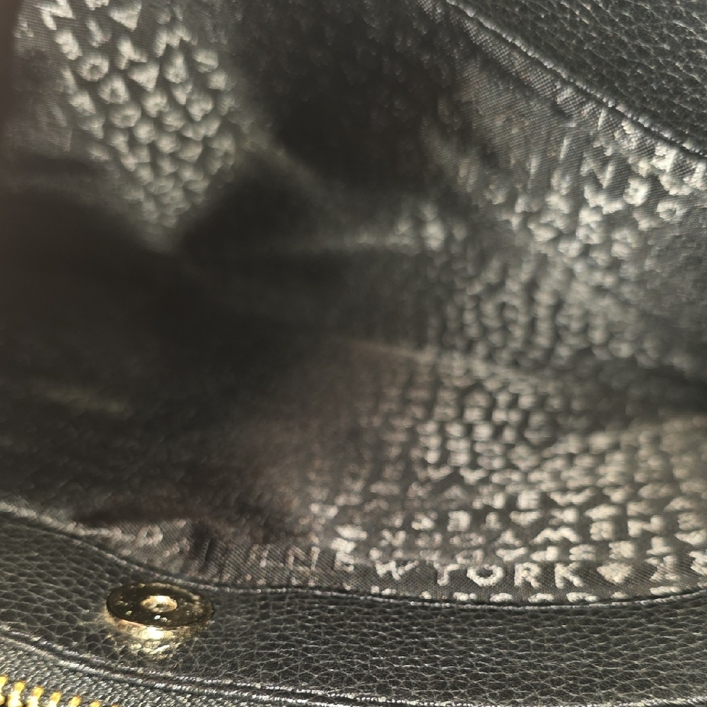 Like New Kate Spade Black Crossbody Bag with Adjustable Strap - Picture 8 of 9
